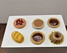 Lot of 6 Food Items - 4 Pies, Bundt Cake, Bread Artisan Dollhouse 1:12 Miniature