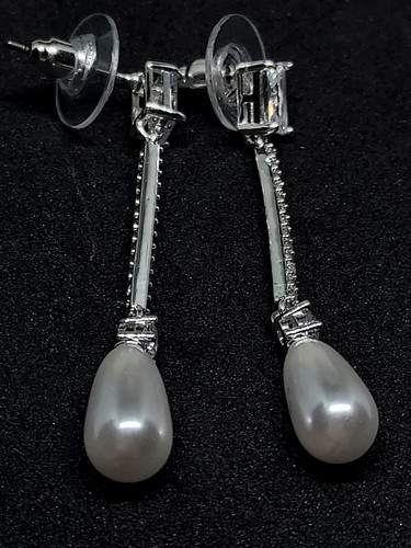 Ladies Silver Tone Dangle/drop Earrings With Faux Pearls And Crystals No Box - Picture 3 of 7
