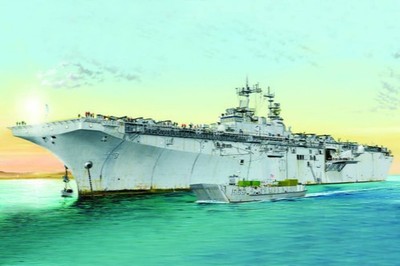 USS Kearsarge LHD-3 - Hobby Boss - 83404