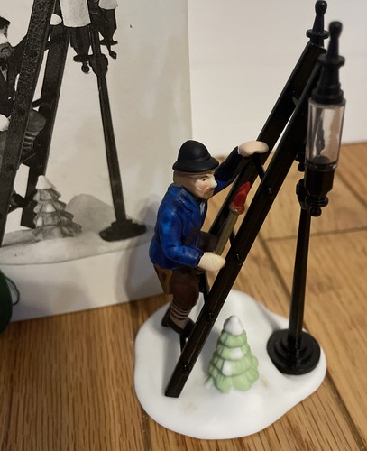 Dept 56 Christmas Heritage Village lamplighter accessory set 5577 - Imagen 2 de 7