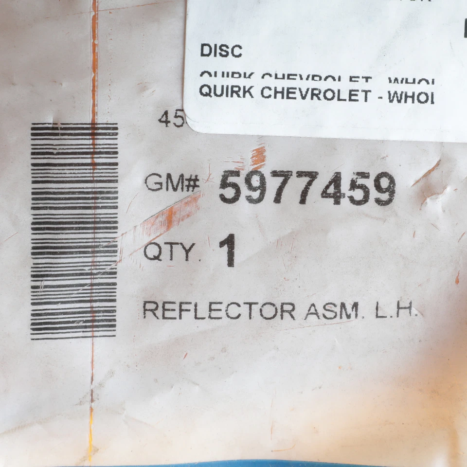 Genuine GM 1994-2000 Chevrolet Suburban LT Front Left Marker Reflector 05977459 - Image 3 of 3