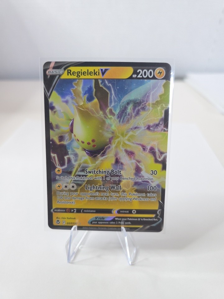 Regieleki V - 057/195 Silver Tempest Ultra Rare Pokemon - NM/MINT