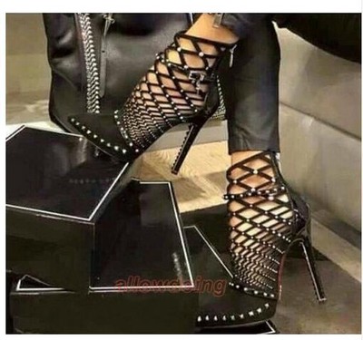 New sexy Luxury Rivets Pumps Women's Sandals High Heels Ladies Rivets Shoes