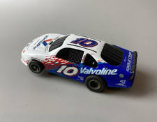 Life-Like Nascar Valvoline 10 HO Scale Slot Car Life Like Racing