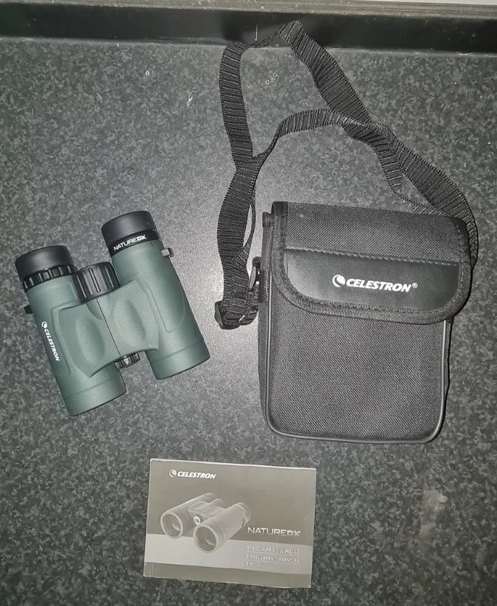 Celestron Nature DX 10x32 Binoculars Waterproof Phase Coated Optics with Case - Image 2 of 4