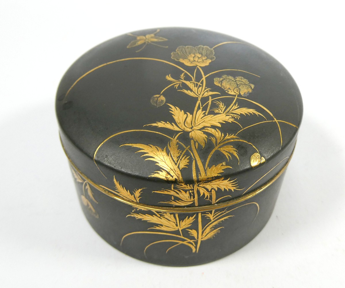 Powder Box China Japan approx. 1900 signed | eBay