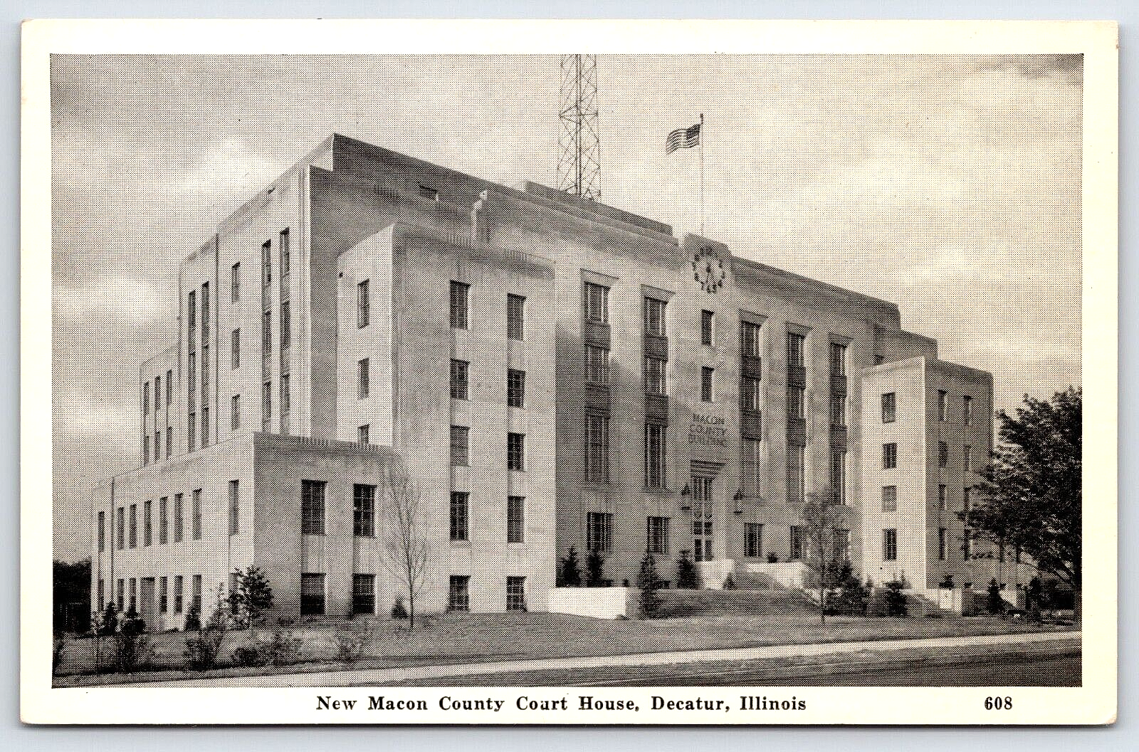 Original Vintage Postcard Macon County Court House Building Decatur Illinois USA