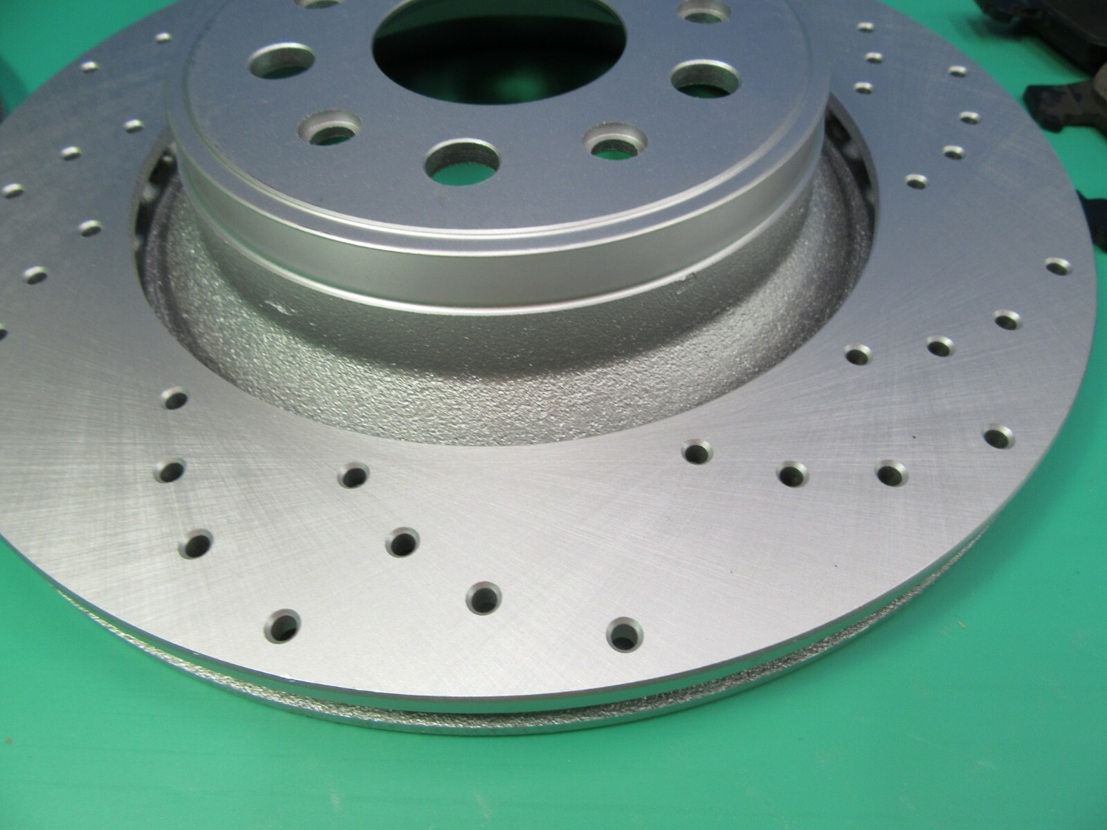 Maserati Levante S rear brake pads + rotors high performance quality