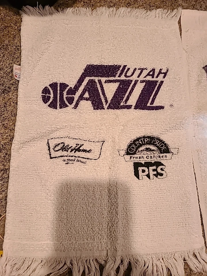 Utah Jazz NBA Towel John Stockton Jeff Hornacek Karl Malone (A6) - Image 4 of 4