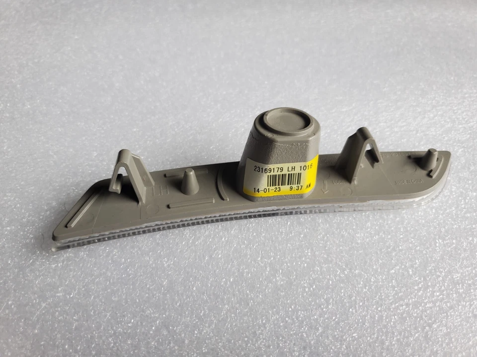 Chevrolet Camaro 2019-2023 luz de señalización del lado del conductor izquierdo 23169179 1L2 Foto 4 de 4