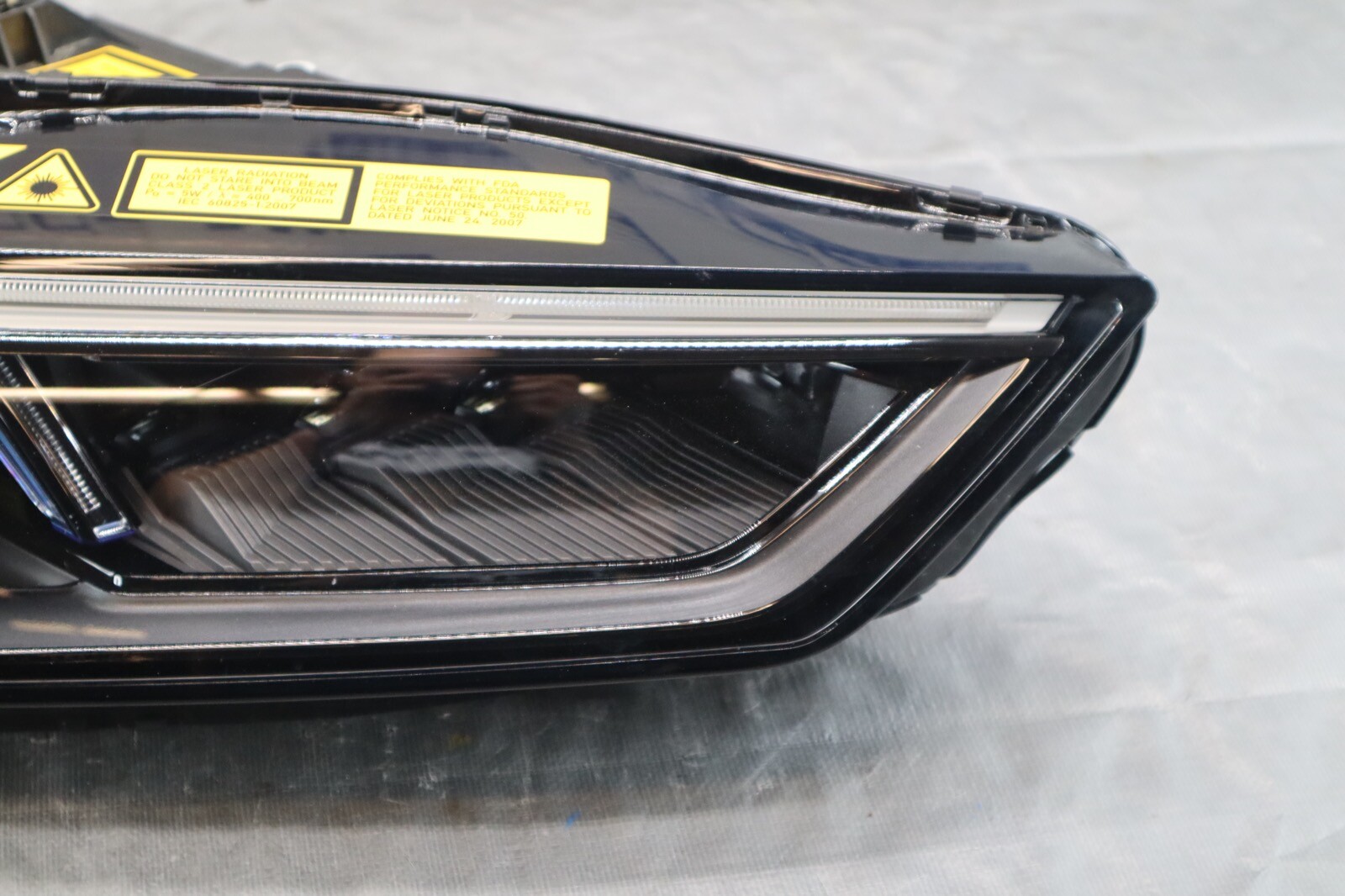 2022 2023 AUDI R8 V10 5.2L AWD OEM RH PASSENGER LASER LED HEADLIGHT 4S0941084M