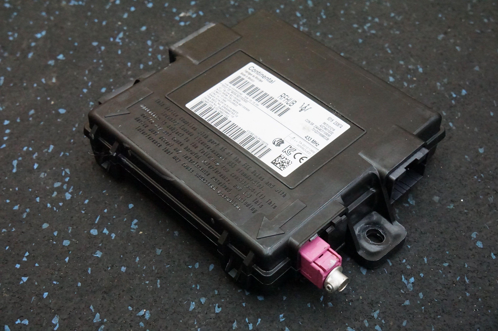 Passive Entry Remote Start Key Fob Control Module 670101219 Maserati Ghibli M157