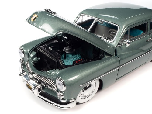 Auto World 1:18 - 1949 Mercury Eight Coupe - AW318 - Picture 7 of 12