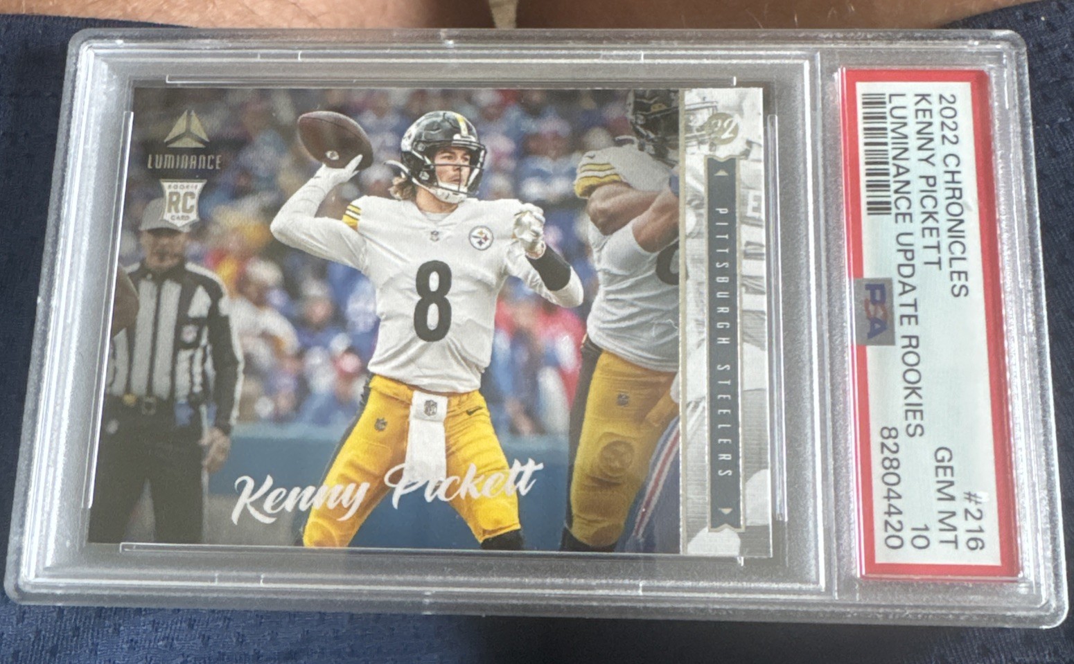 Kenny Pickett Panini Chronicles Luminance Update Rookies #216 Base