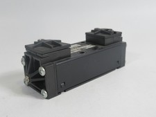 Pneumax 1011.53.31.1.8 Pneumatic Control Valve 3-10bar MISSING SCREW ! NOP !