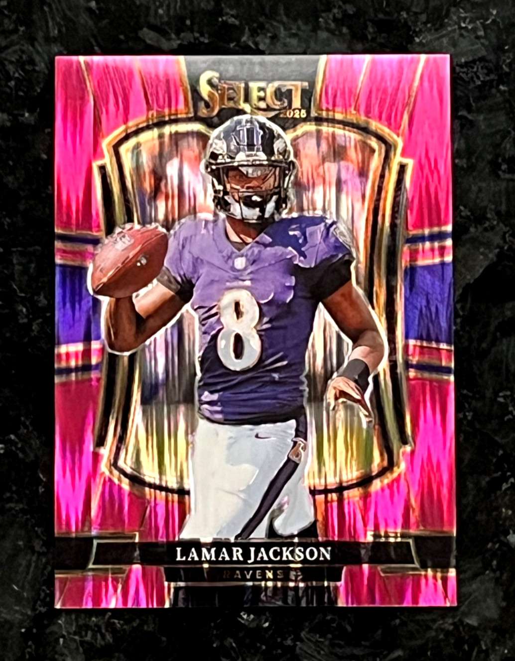 Lamar Jackson 2025 Panini Select Pink Shock Prizm Baltimore Ravens #160