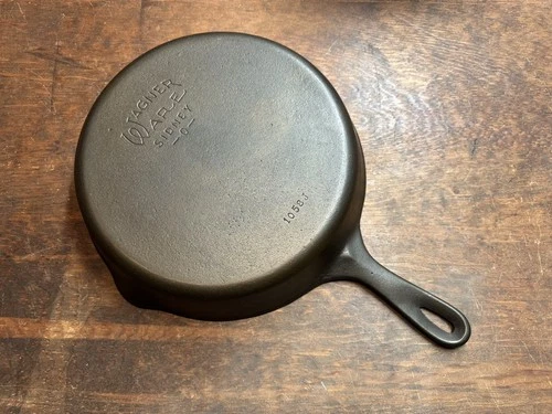 Vintage Wagner Ware Sidney O #8 Cast Iron Skillet Pan 1058J Smooth Bottom Flat