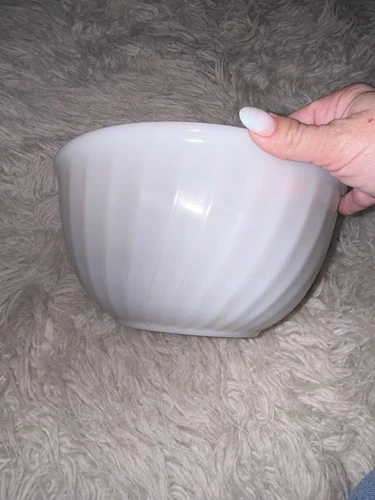 Vintage Fire King Oven Ware White Swirl 7” Mixing Bowl small