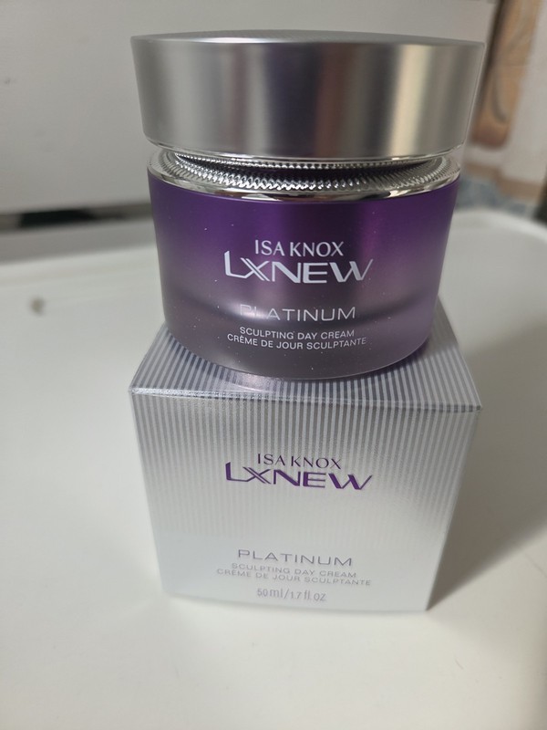 Isa Knox LXNEW Platinum Sculpting Day Cream 50ml 1.7 fl oz New in Box