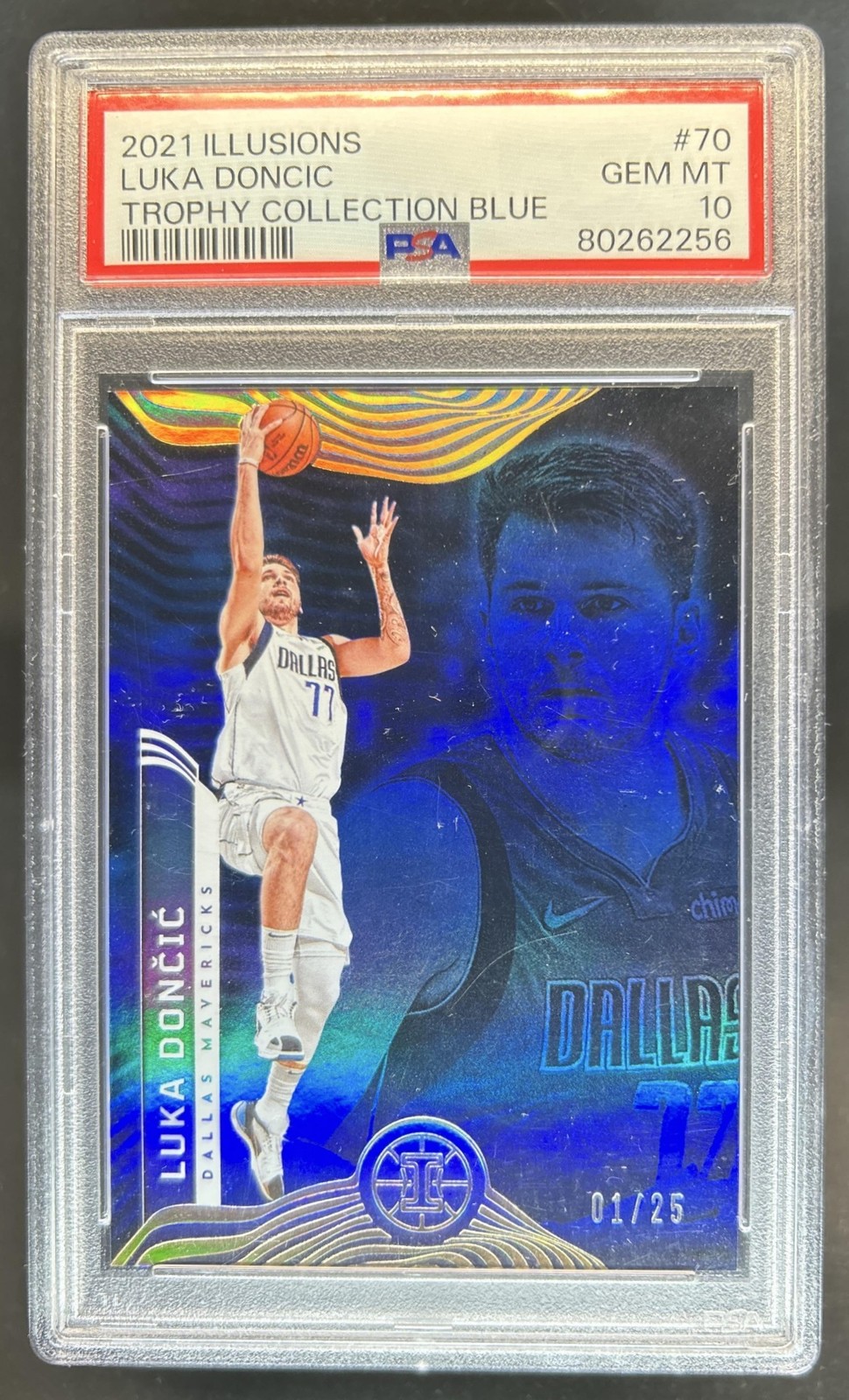 2021-22 Panini Illusions Luka Doncic Blue #1/25 Mavericks PSA 10 GEM MINT