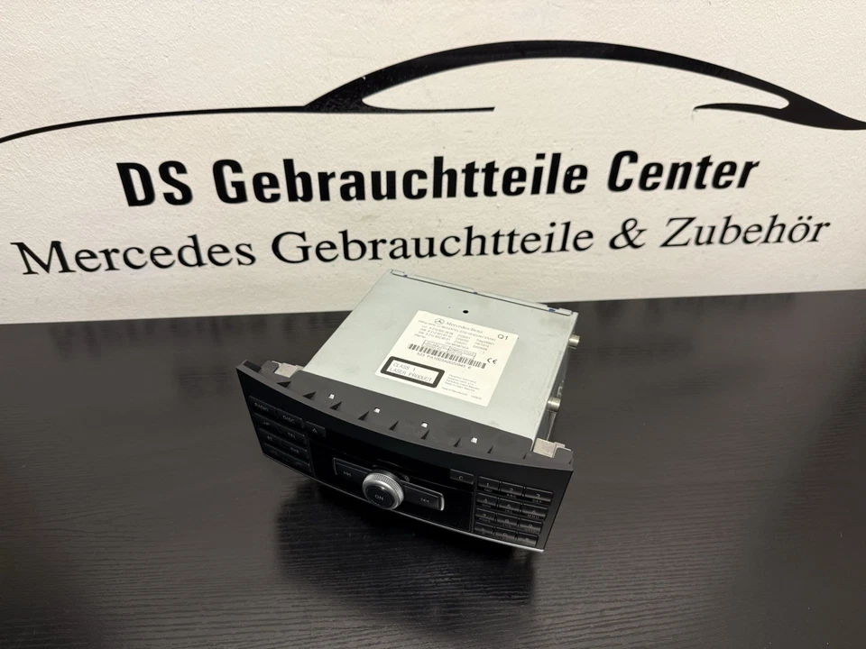 Orig. Mercedes E-Kl. W212 W207 Bedienteil Audio 20 Radio A2129003908 - Bild 1 von 3