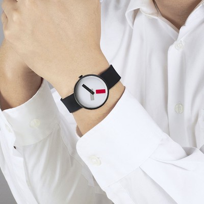Montre Projects Watches Suprematism - Boîtier Acier IP Noir, Bracelet Silicone, Mouvement Quartz, Unisexe