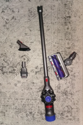 Dyson v7 animal ploスティッククリーナー 本体 Dyson V7 Animal Cordless Vacuum Cleaner