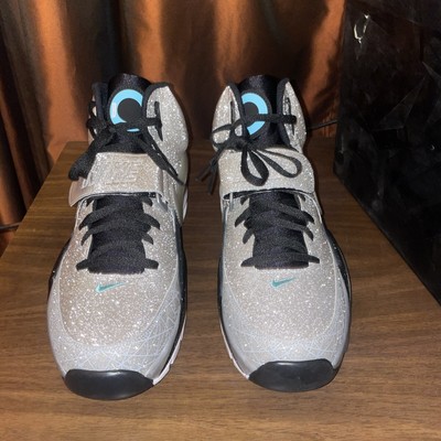 bo jackson diamond shoes