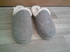 Dluxe By Dearfoams Slippers Womens 9-10L Loafers Flats Gray Faux Fur Slip On