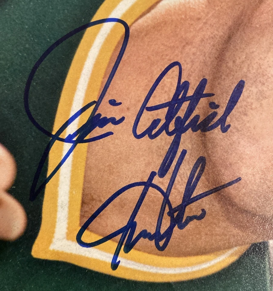 HOF Jim Catfish Hunter Signed Oct 7 1974 Sports Illustrated Certified BAS B63711 - Image 2 of 4