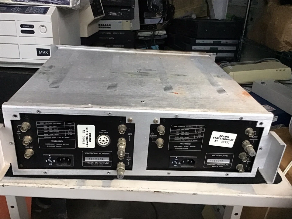 Hitachi Vectorscope  V-069/Waveform Monitor  V-079 - Image 4 of 4