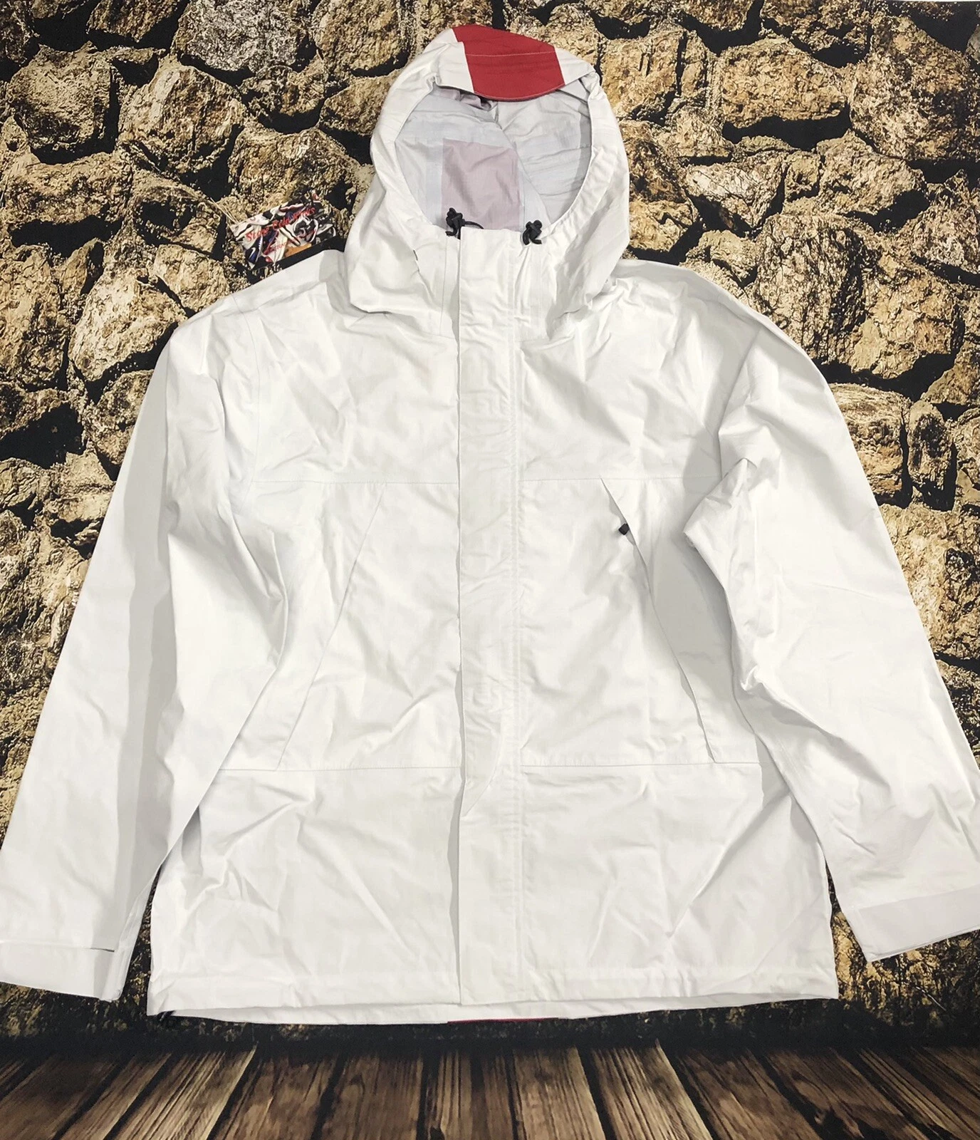 Veste à couture collée Supreme blanc rouge SS18 printemps légère imperméable coupe vent