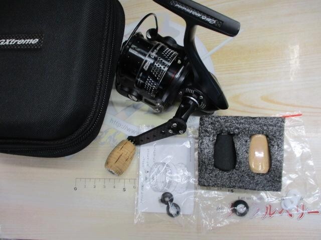 Abu Garcia Revo MGXTREME 2500SH Spinning Reel Used w/Box | eBay