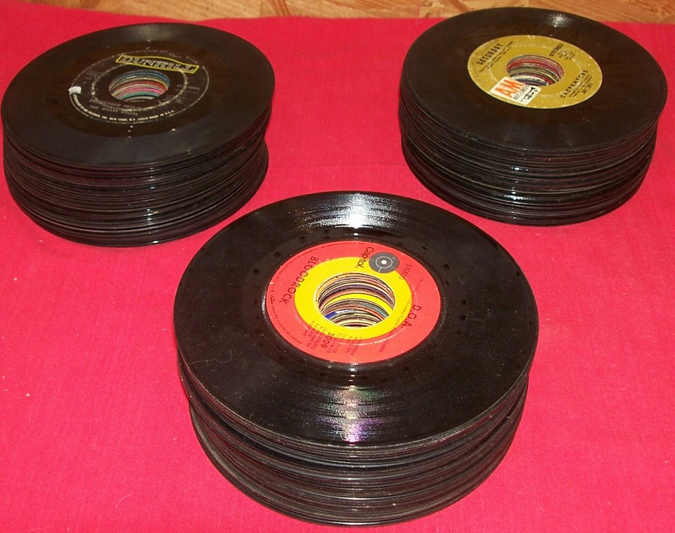 Big Lot of 45 RPM Records Singles 7