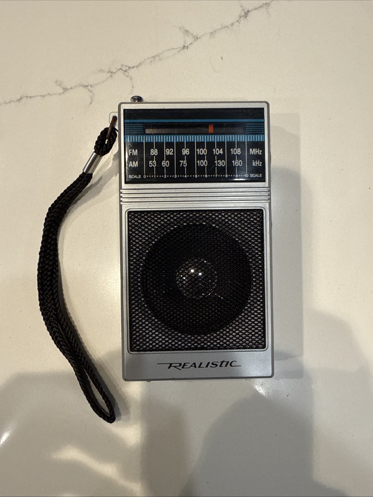 Vintage Radio Shack Realistic 12-718 AM/FM Transistor Radio TESTED - WORKS