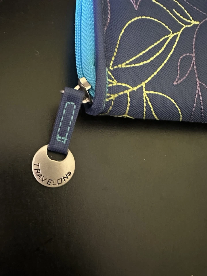 Cartera Travelon púrpura turquesa floral con cremallera floral nailon Foto 2 de 4