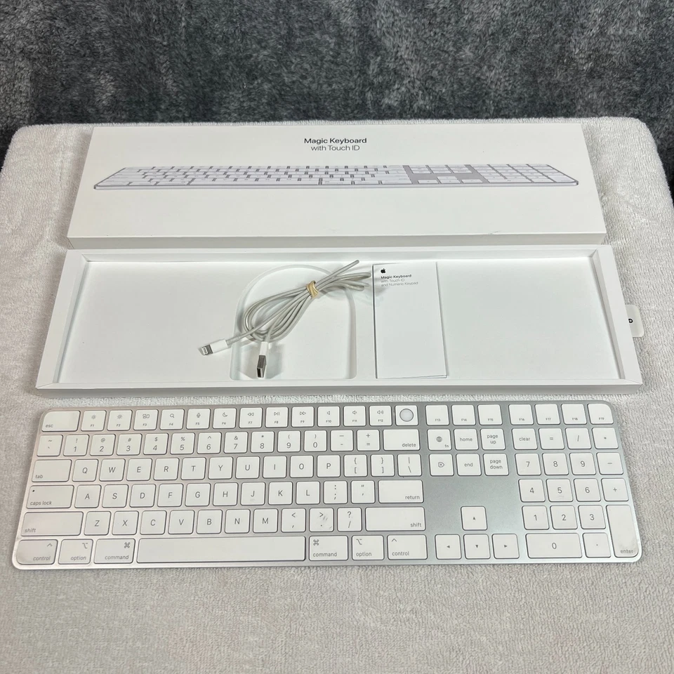 Apple Magic Keyboard mit Touch ID Ziffernblock Blau A2520/MK2C3LL/A Gebraucht