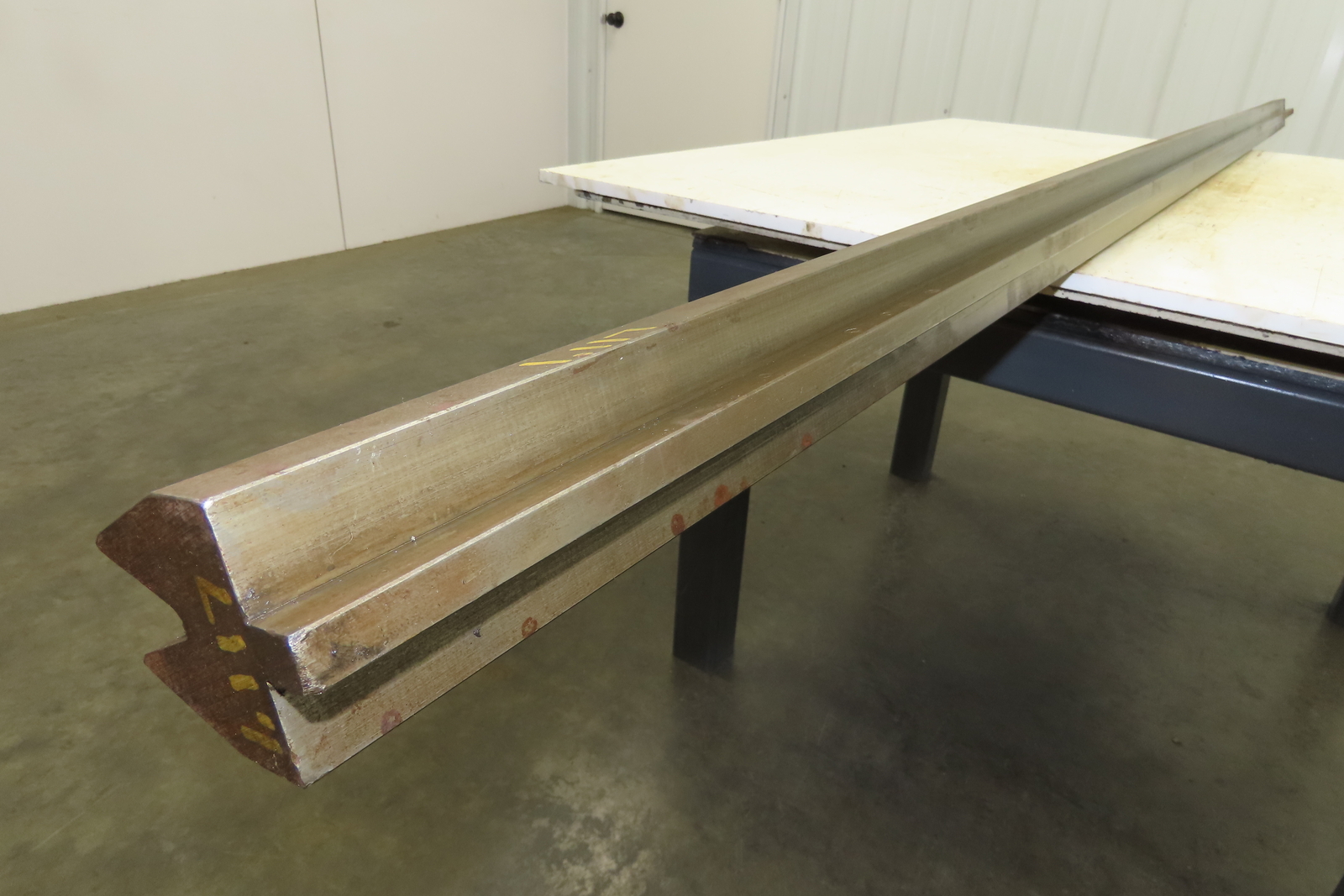 Press Brake Die 961/2" Long 35° Acute V 1/2" Tang 23/8" W 23/4" H