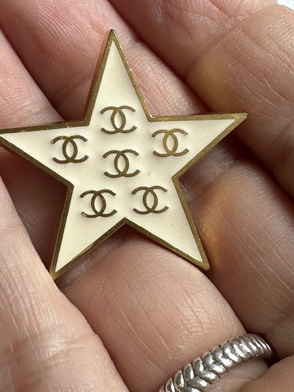 CHANEL Brooch Coco mark star gold logo Engraved 01P Ladies Accessories