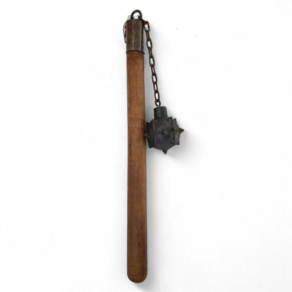 Cadena de una sola bola de hierro fundido estilo medieval vintage y mango de madera Foto 3 de 4