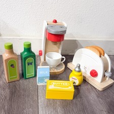 Hape   Toaster Coffee Kitchen Accessory Set