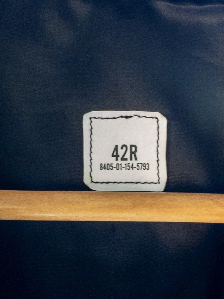 US Navy Issued Pea Coat Military Authentic Heavy Wool Mens Size 42R NO HOLES - Image 3 of 4