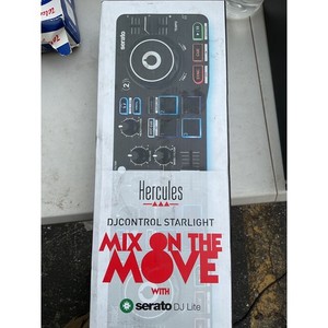 DJ contrôle étoile mélange de lumière en mouvement avec sérato dj lite hercule