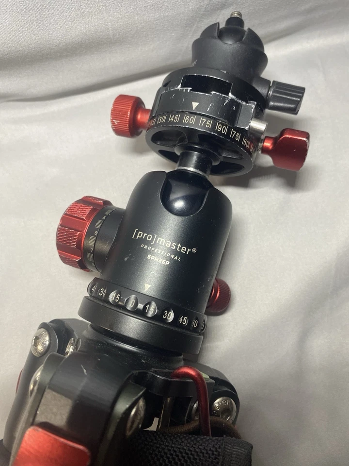 Promaster Specialist SP425 Tripod with SPH36p Attachment Used Good Condition - Image 3 of 4