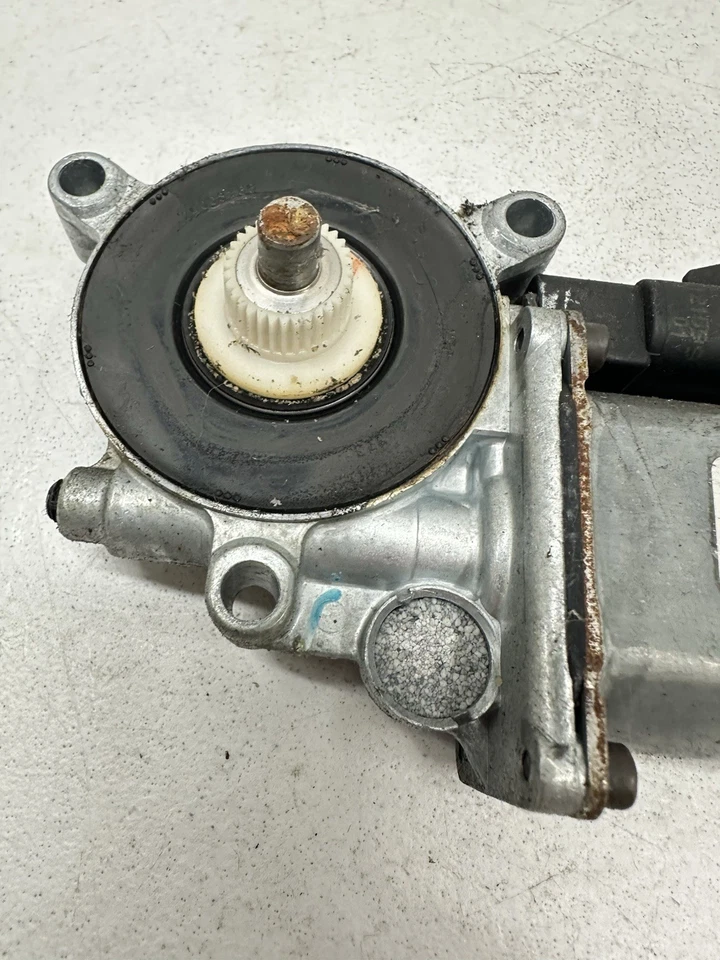 Motor de janela de passageiro direito Buick Park Avenue LeSabre 2000-2005 24012876 T18 - Imagem 2 de 4