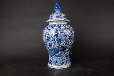 Large Dutch delft ware Makkum blue and white chinoiserie vase 42cm 