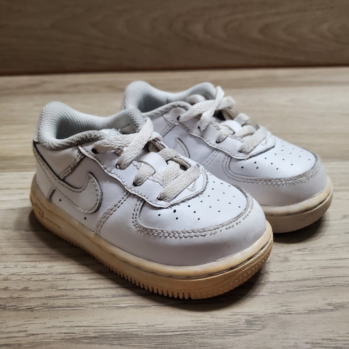 size 8 white air force 1