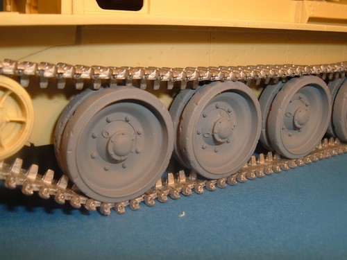 Sovereign 2000 - Cromwell / Challenger road wheel set distresse 1/35th - S2KA013 - Picture 2 of 10
