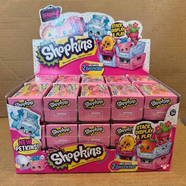 shopkins booster box Exclusive Blind Basket Bundle: 1 Food Fair Basket & 1 Fashion Spree Basket : Grocery & Gourmet Food Shopkin Real Littles Collector Case