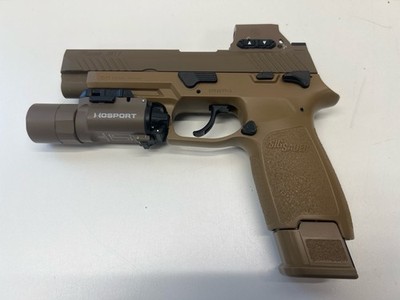 SIG SAUER M17 BB GUN (P07015807)